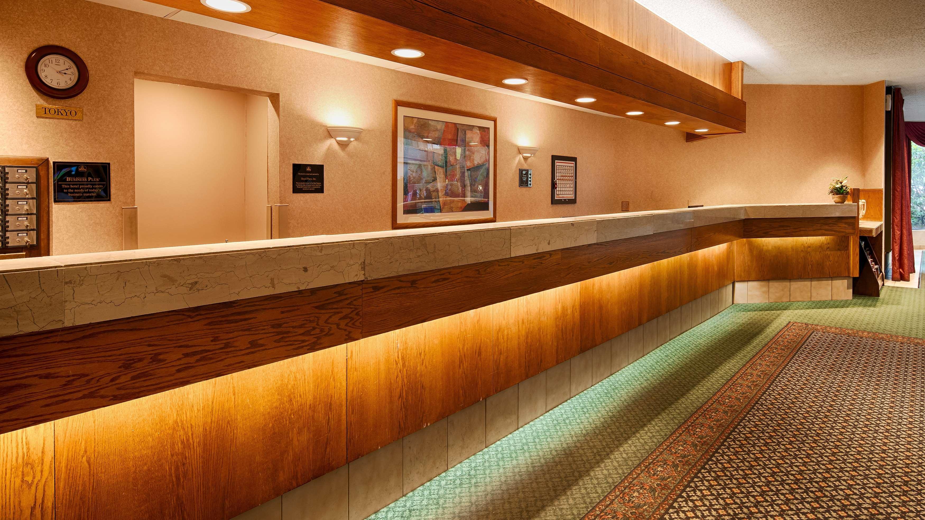 Best Western Royal Plaza Hotel&Trade Center Marlborough Exterior foto