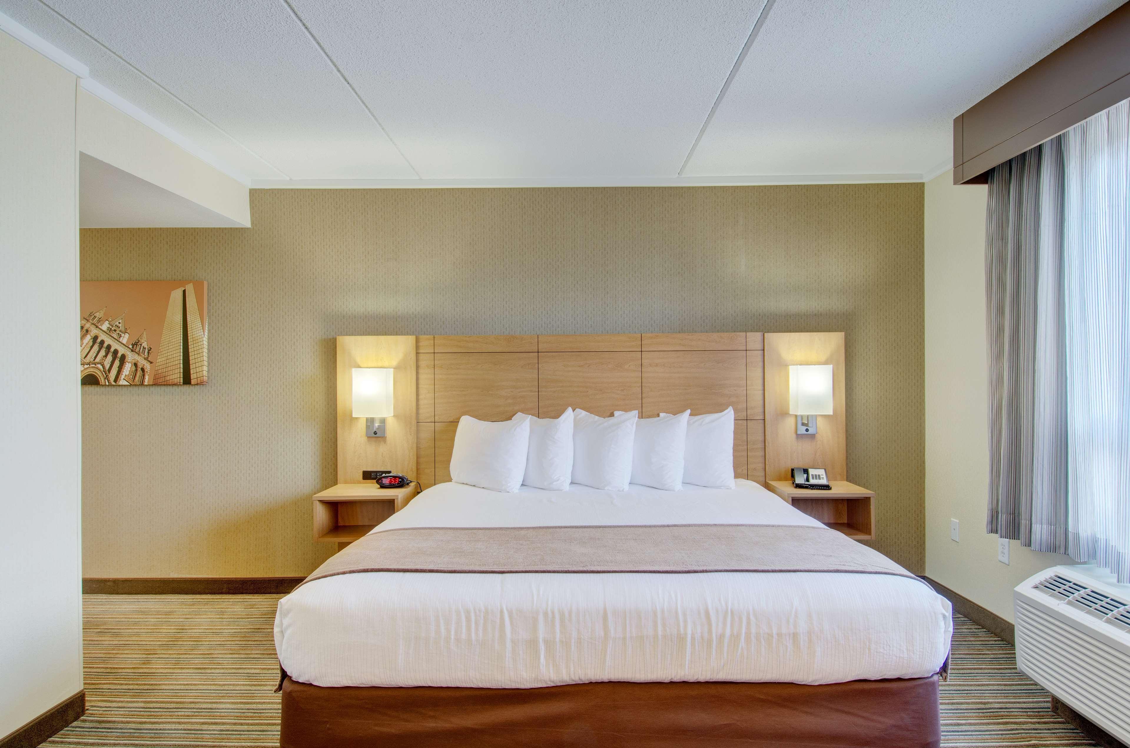 Best Western Royal Plaza Hotel&Trade Center Marlborough Exterior foto