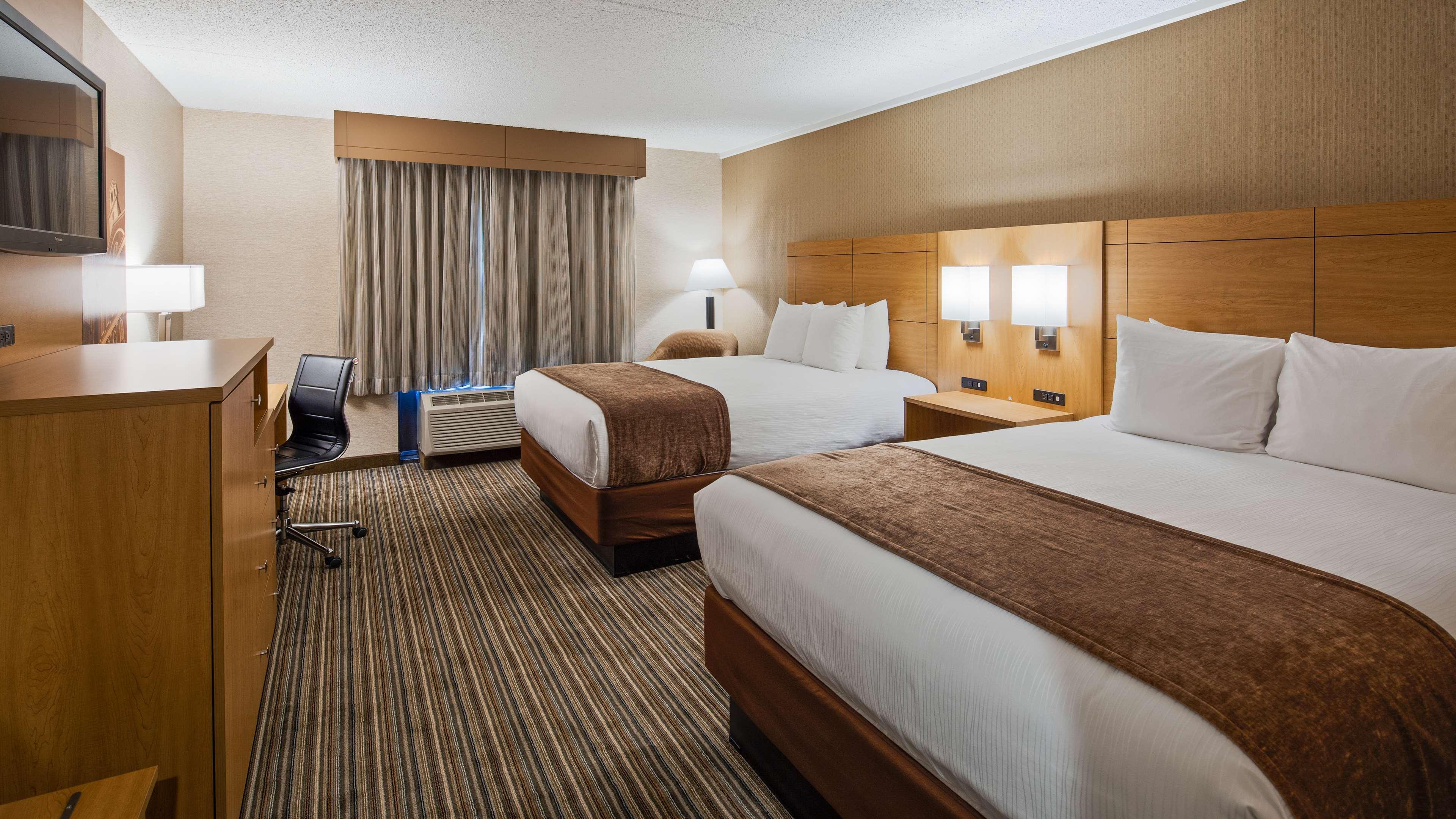 Best Western Royal Plaza Hotel&Trade Center Marlborough Exterior foto