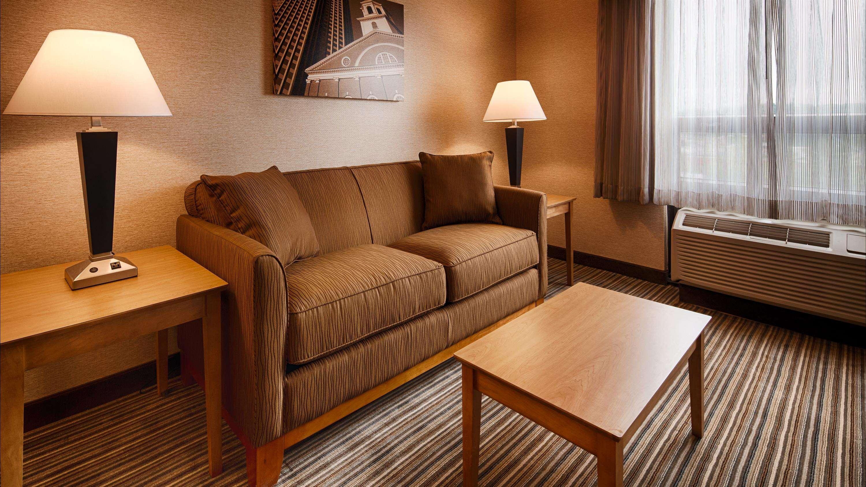 Best Western Royal Plaza Hotel&Trade Center Marlborough Exterior foto